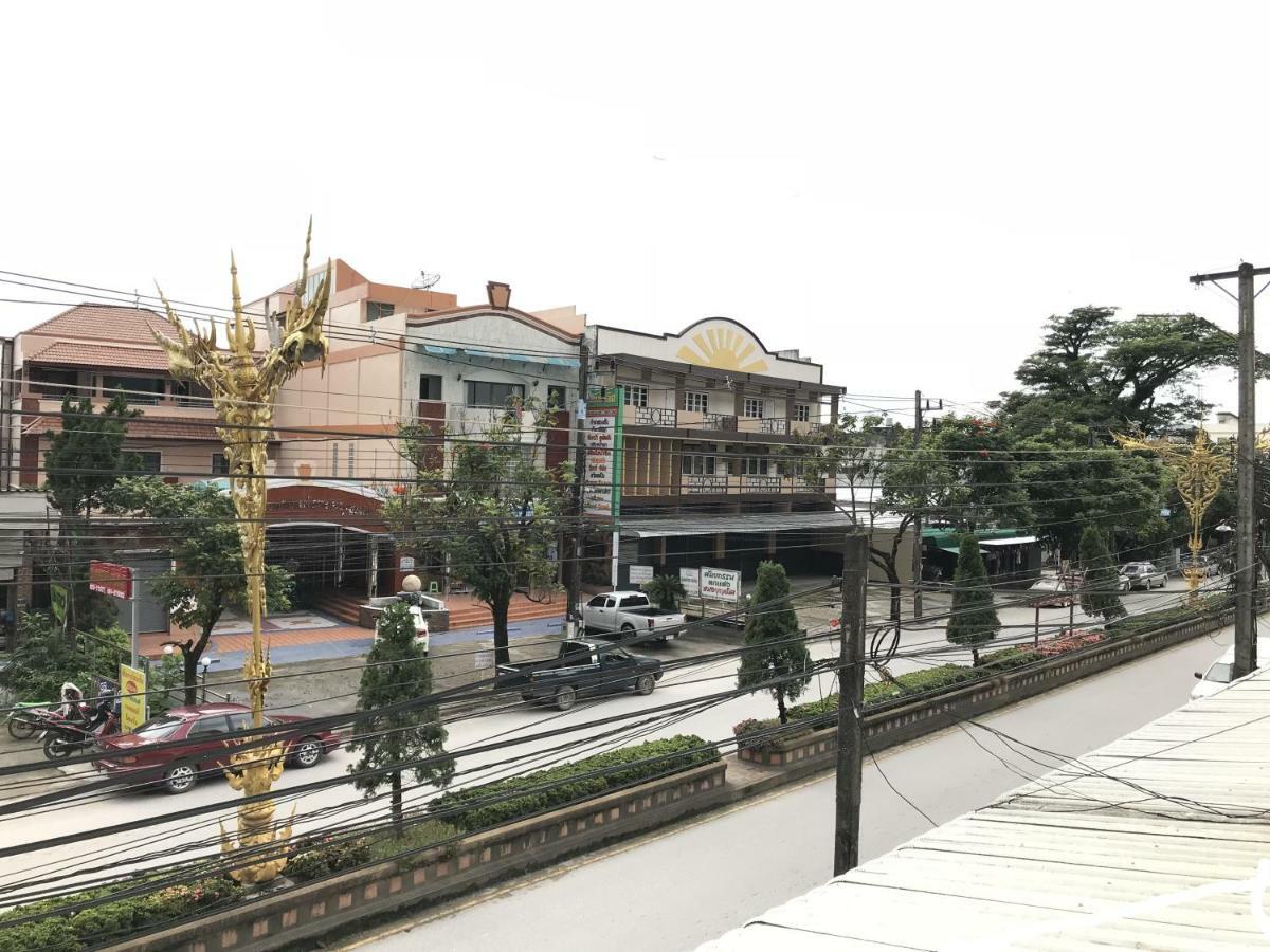 Hug House Hotel Chiang Rai Exterior photo